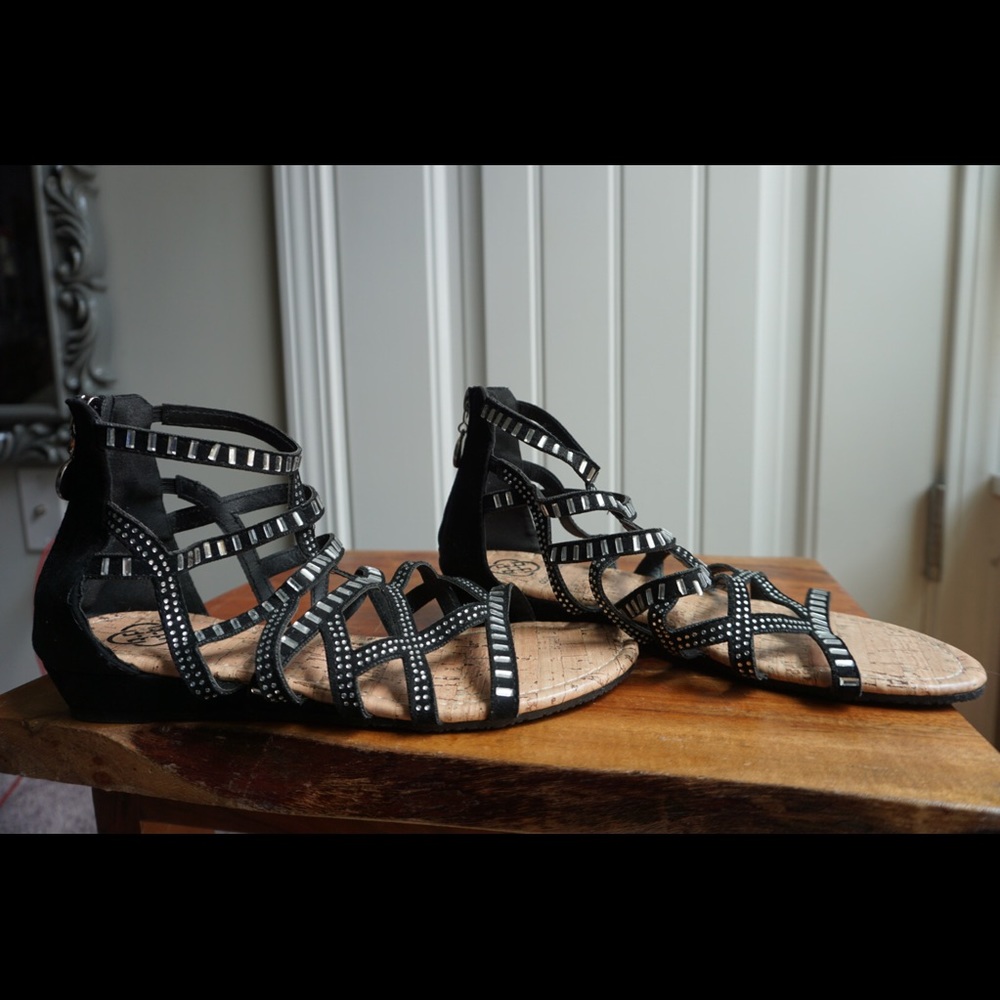 Daisy Fuentes Flats